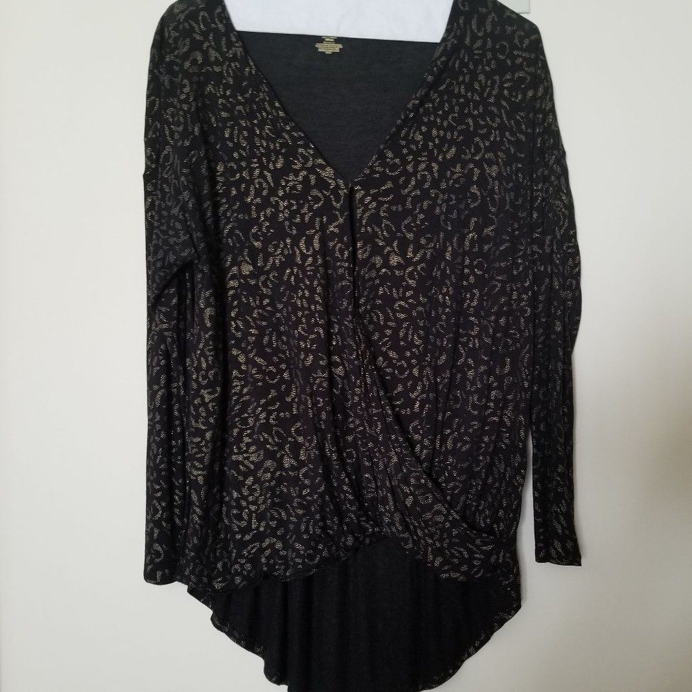 Jennifer Lopez High/Low Long Sleeve Top